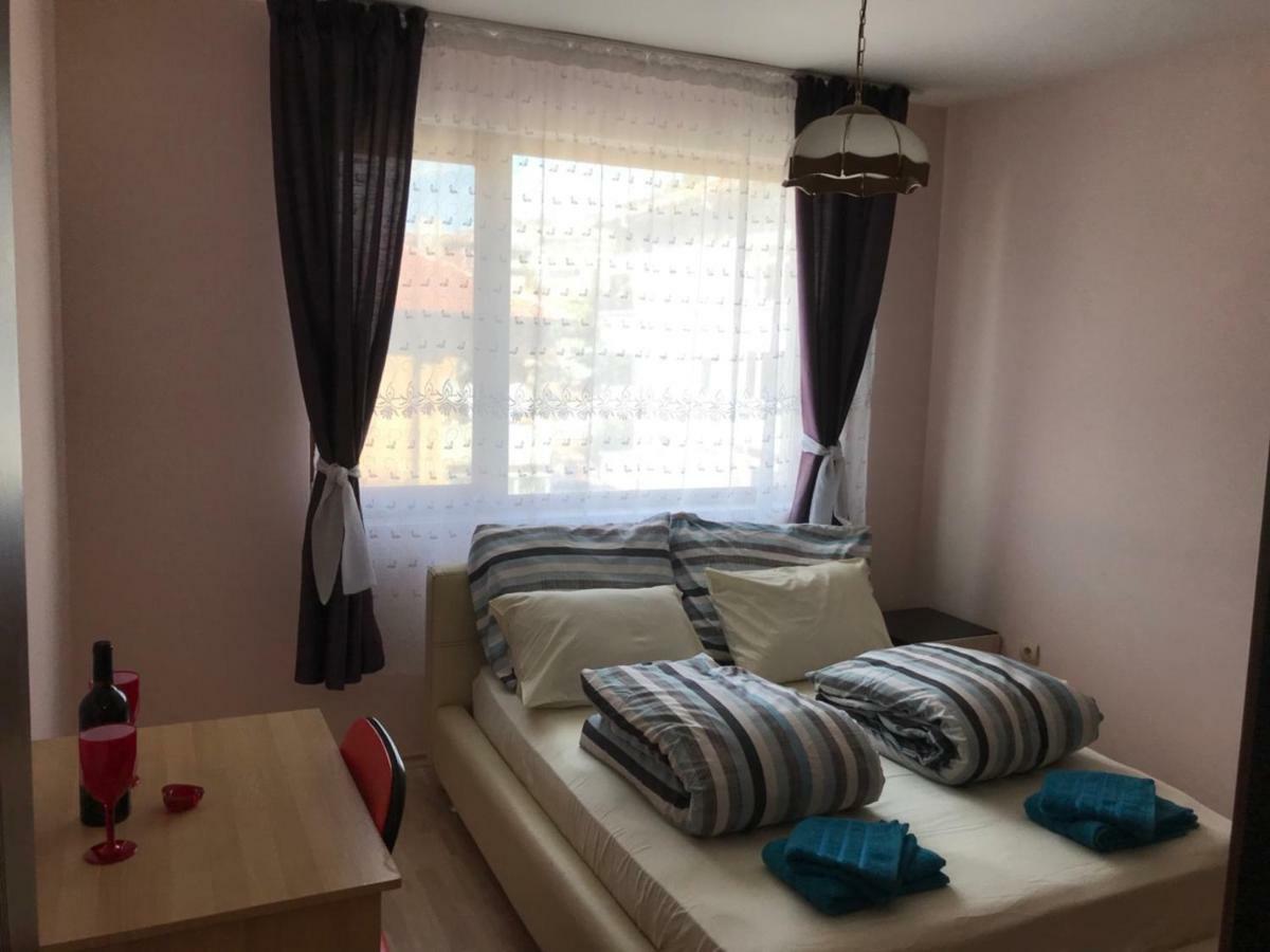 Апартамент Боряна Plovdiv Ngoại thất bức ảnh
